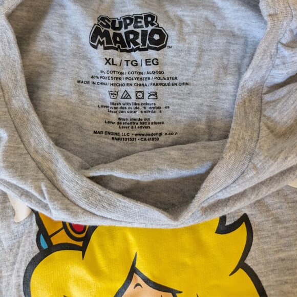 Princess Peach Super Mario Tee – XL – Mad Engine – Cute + Nerdy Energy - Picture 2 of 4